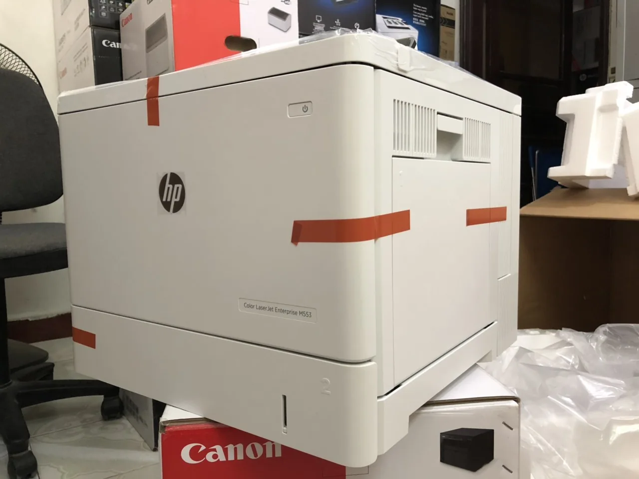 Máy in laser màu HP ENT M553DN- B5L25A